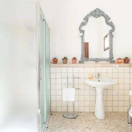 Spacious House In Sinis Càbras